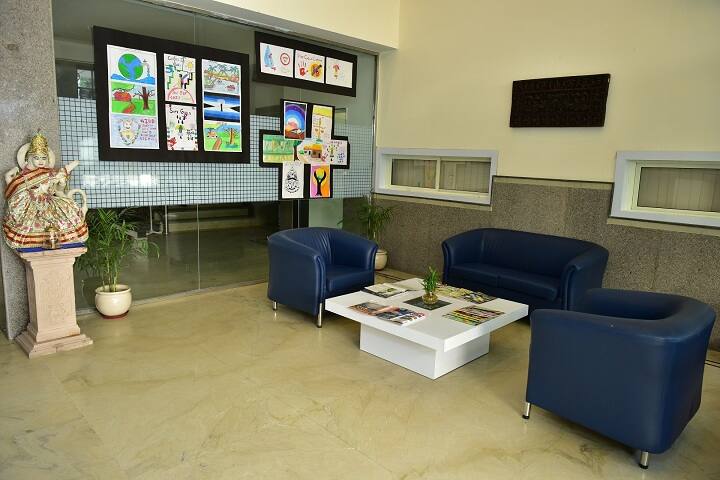 Jhankar Sr Sec School-Reception