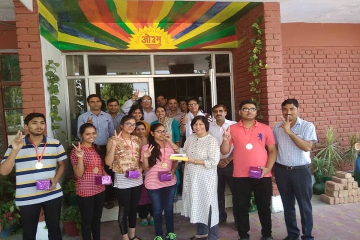 Kali Ram Dav Public School-Toppers