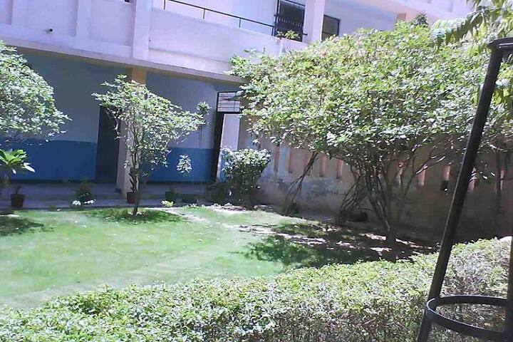 Kendriya Vidyalaya-Garden Area