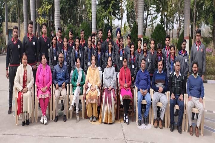 Kendriya Vidyalaya-Staff And Students Group Photo