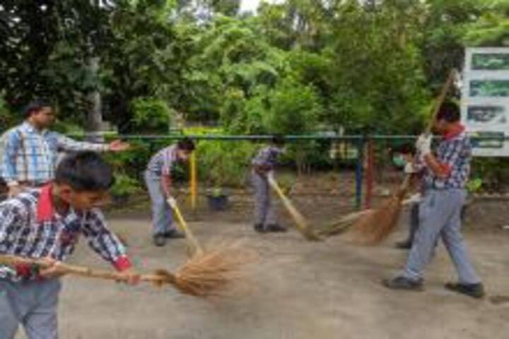 Kendriya Vidyalaya No 4-Cleanliness