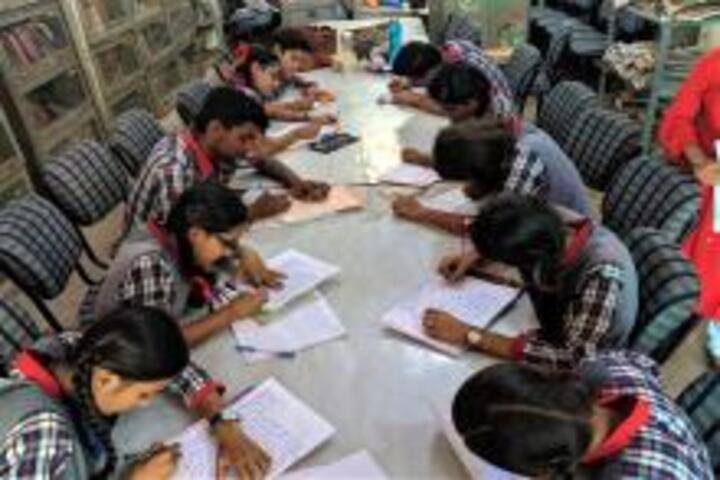 Kendriya Vidyalaya No 4-Essay Writing