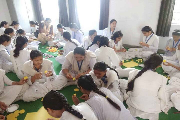 M D Senior Secondary School-Art And Craft