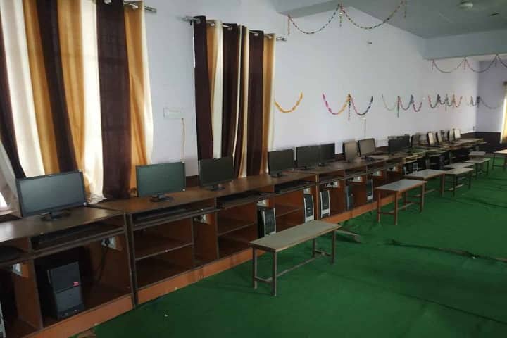 M D Senior Secondary School-Computer Labs