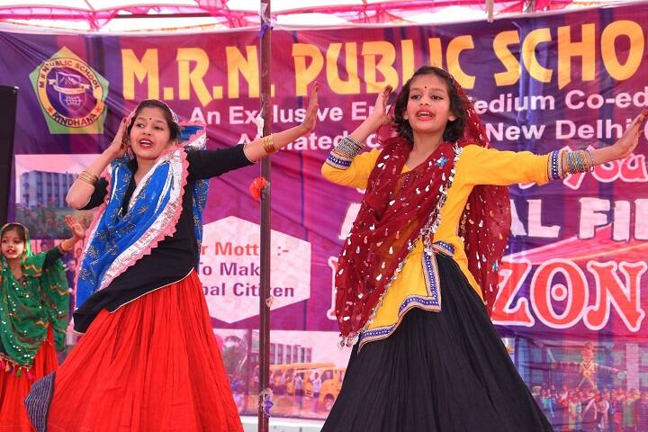 M R N Public School-Dance