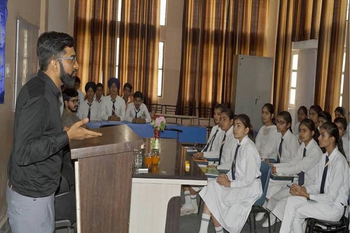 MSD Springbells Public School-Class-Room