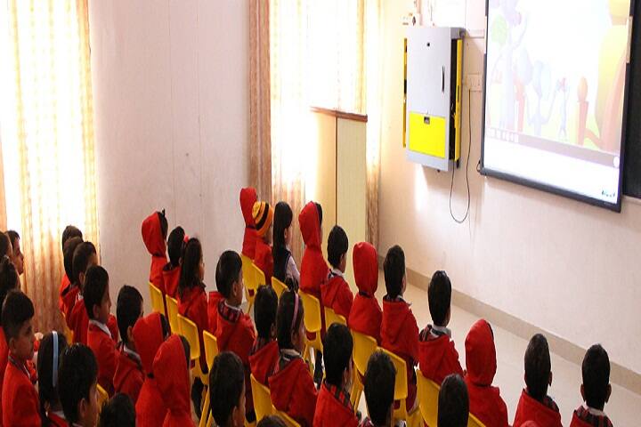 Maharani Lakshmi Bai Trilok Chand School-Class