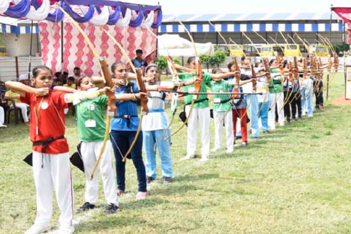 Manish Papneja Memorial Public School-Archery Competition
