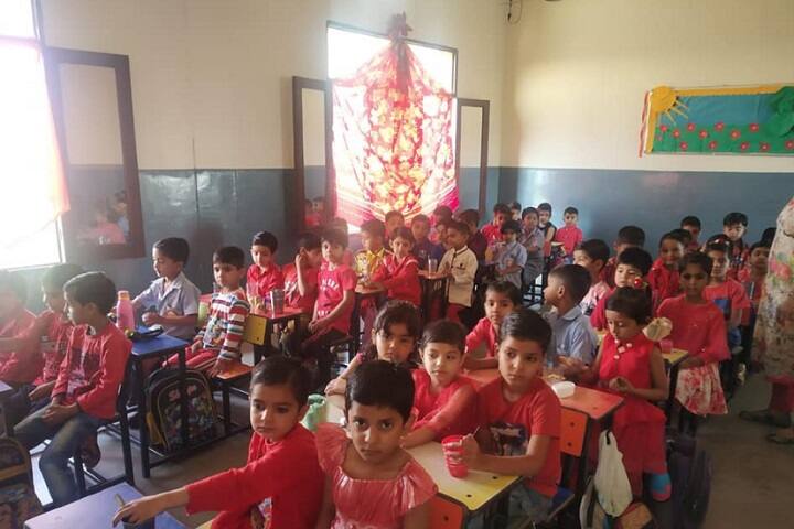 Mascot School Of Excellence-Classroom