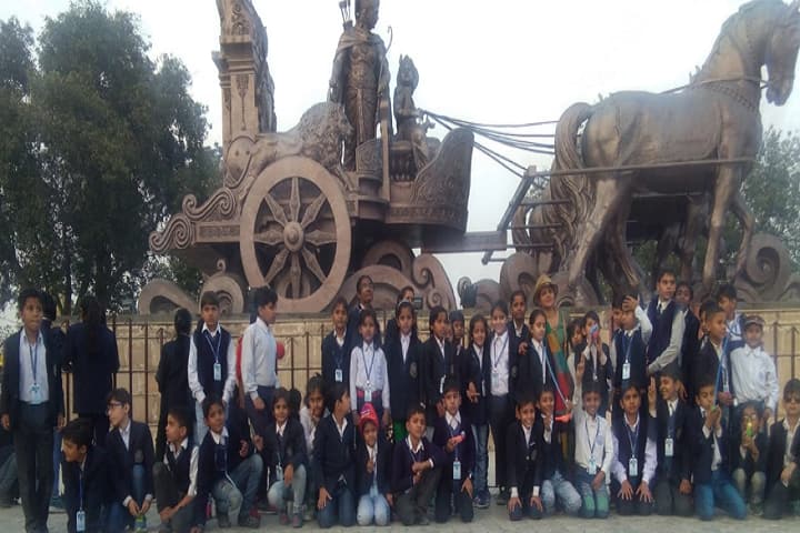 Model School Kalanaur-Educational Tour
