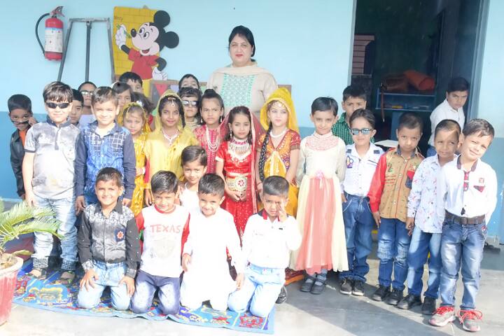 Model School Kalanaur-Fancy Dress Competition