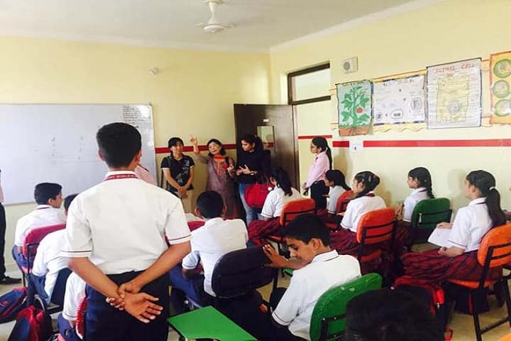 Montfort World School