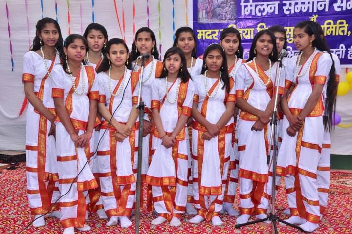 Mother India Senior Secondary School-Singing