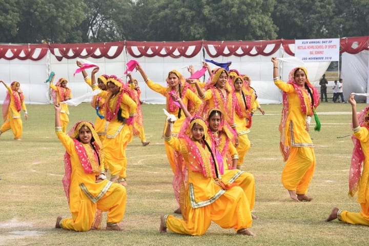 Motilal Nehru School Of Spts-Dance