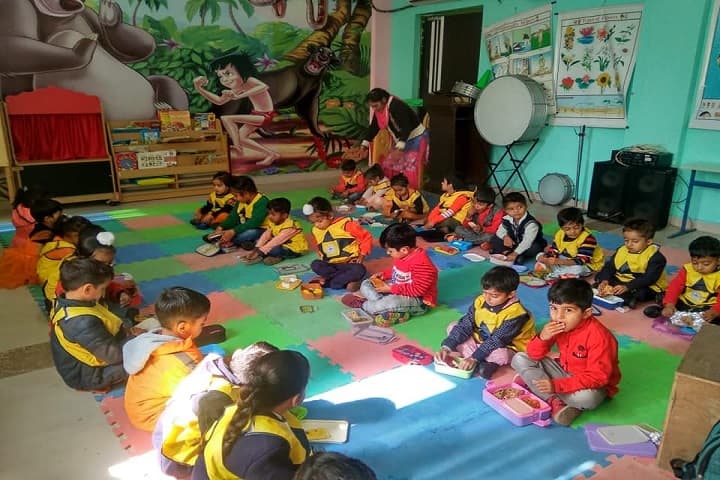 Mount Litera Zee School-Kids