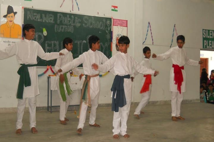 Nalwa Lovely Public School-Group Dance