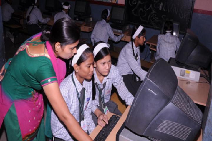 Navodya Vidya Niketan Senior Secondary School-Computer Lab