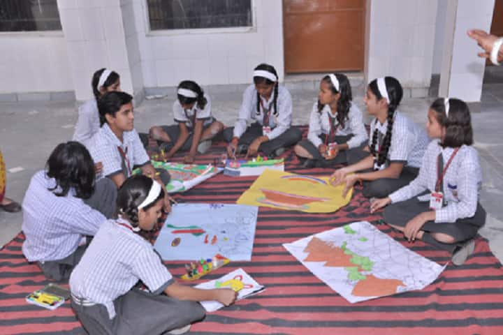 Navodya Vidya Niketan Senior Secondary School-Drawing Hour