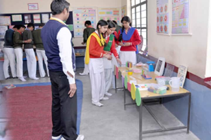 Navyug Senior Secondary School-Maths Lab