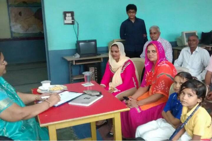 Navyug Senior Secondary School-Parent