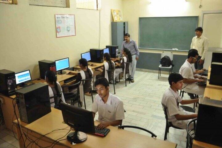 New Lahoria Vidya Mandir Senior Secondary School-Computer Lab