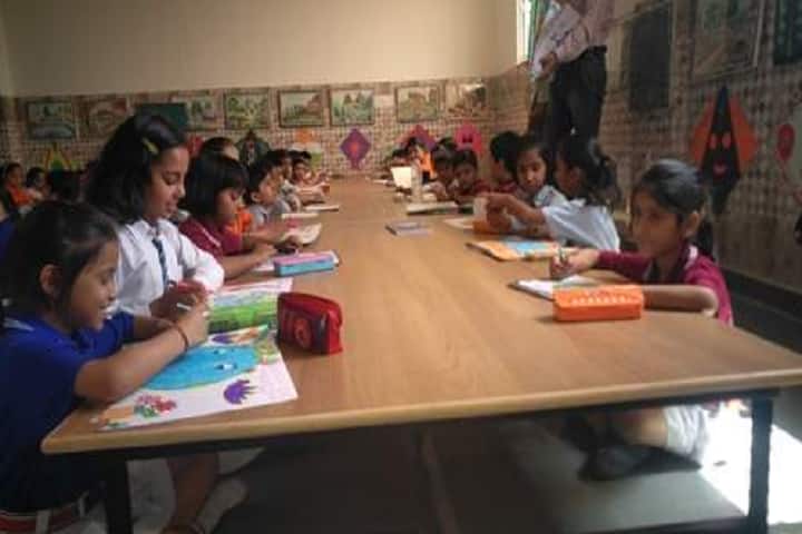 Nishant Public School-Art And Craft Room