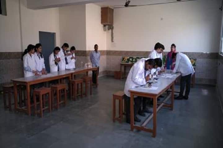 Nishant Public School-Biology Lab