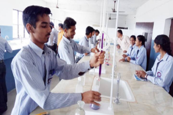 Oasis International School-Physics Lab