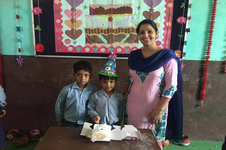 Oxford Public School-Birthday Celebration