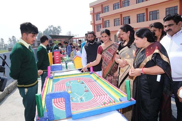 Paramount Convent Senior Secondary School-Science Exhibition