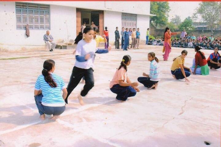 Paras Ram Het Ram Smirity Kanya Senior Secondary School-Sports Activity