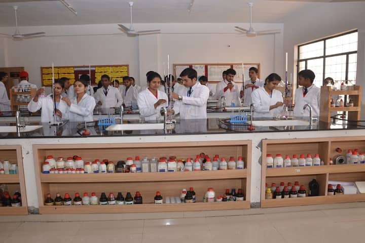 Parth Public School-Chemistry Lab