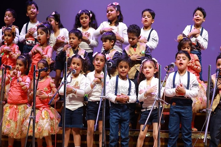 Pathania Public School-Group Singing