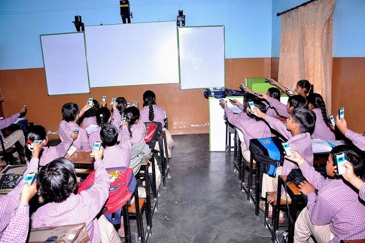 Pioneer Senior Secondary School-Smart class