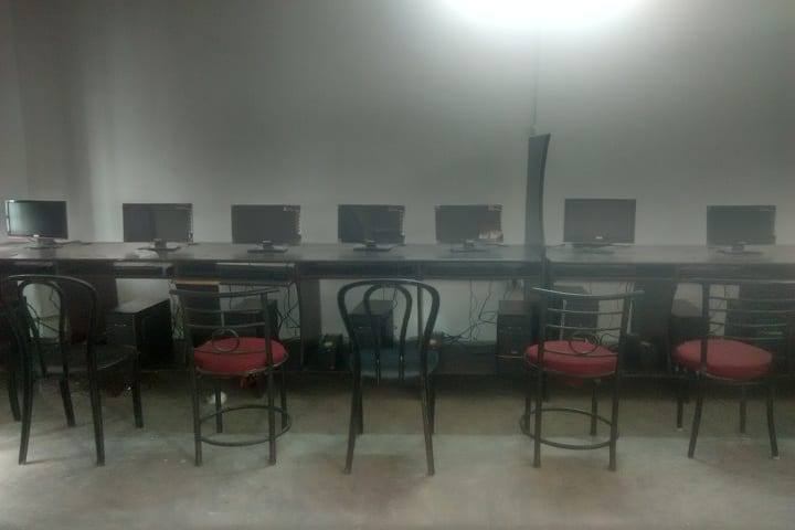 Pooja Modern Public School-Computer Lab