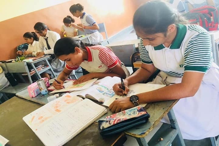 Rajendra Public School-Drawing competition
