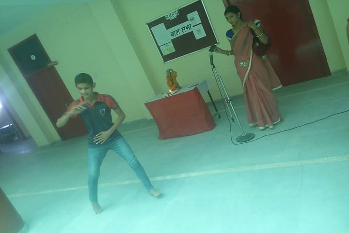 Rama and Krishna Public School-Dance Performance