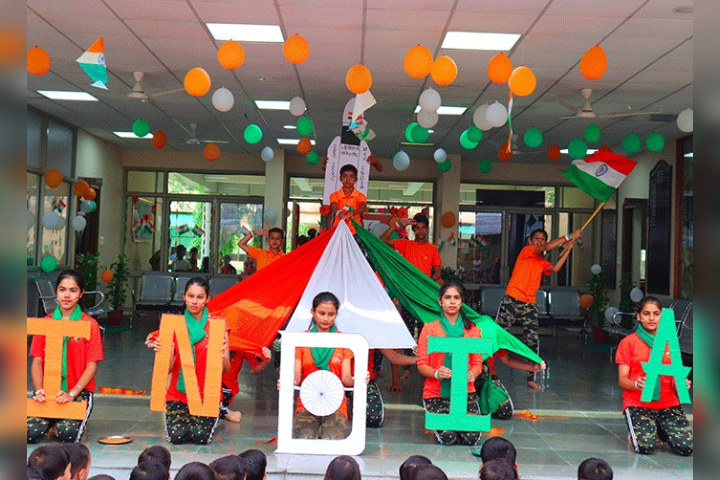 Raman Munjal Vidya Mandir-Independence Day Celebration 