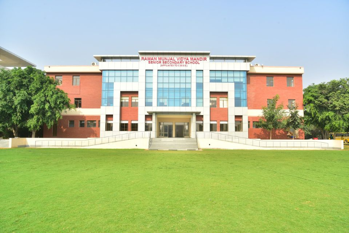 Raman Munjal Vidya Mandir-School Campus