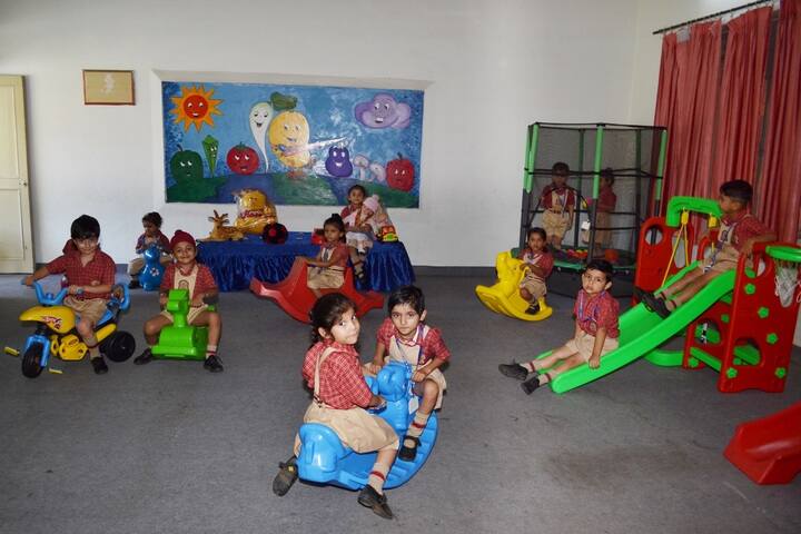 S D Model Senior Secondary School-Primary Wing