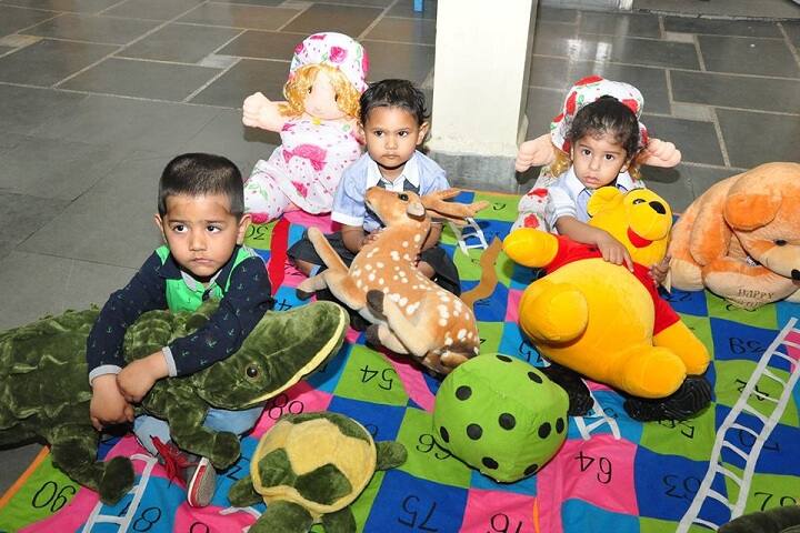 S D Vidya Mandir-Children Play