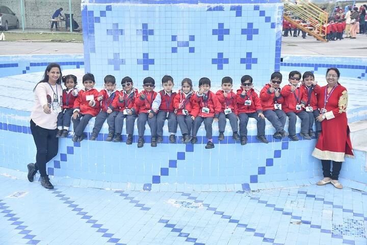 S D Vidya Mandir-Excursions