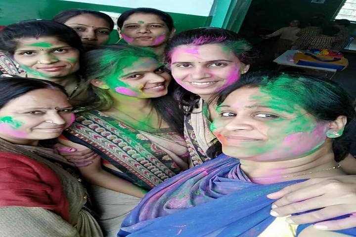 Sanadan Vidya Niketan Public School-Holi Celebrations