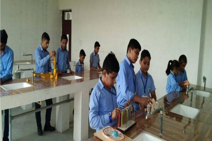 Sanskriti Public School-Science Lab