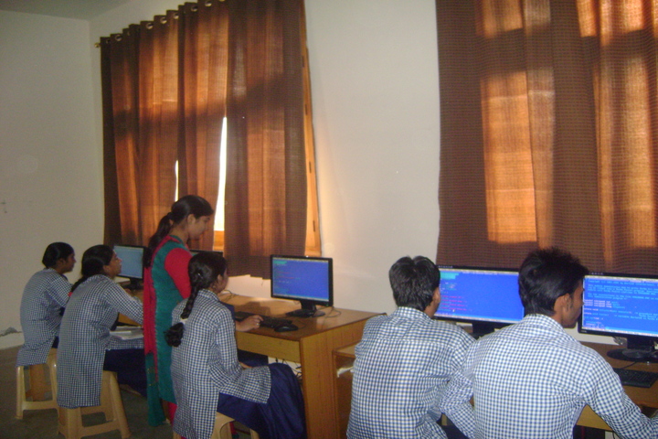 Sant Nikka Singh Public School-Computer Lab