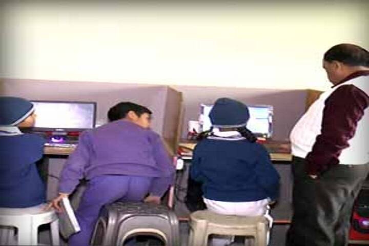 Saraswati Vidya Mandir High School-Computer Lab