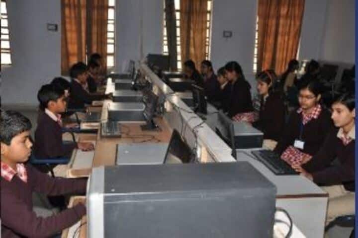 Saraswati Vidya Mandir Senior Secondary School-Computer Lab