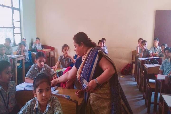 Sarv Vidya Public School-Classroom