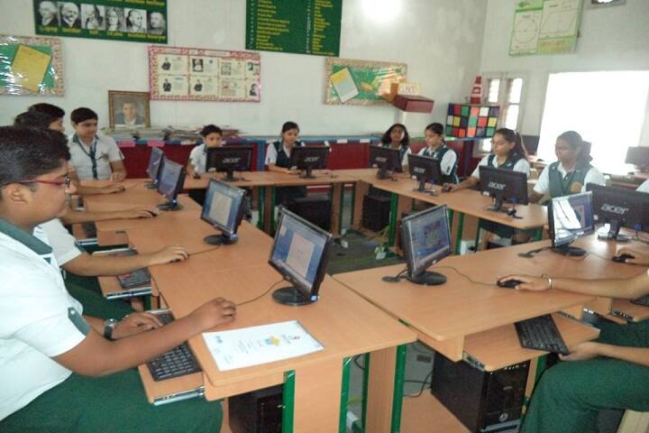 Satluj Public School-Computer Lab