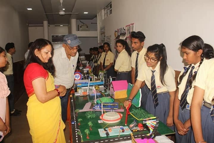 Sawan Public School-Exhibition